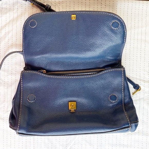 {Marc Jacobs} leather crossbody - Picture 5 of 8